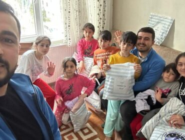 Hollanda Kayserililer Vakfı işbirliğiyle bayramlıklarımızı ilettik – SOGEV/Fırat’ın Kardeşleri